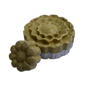 Calumba Wood and Turmeric Soap (Exfoliates Dead Skin Cells and Controls Extra Oiliness) JAVI RANJAKA - වෙනිවැල් සහ කහ සබන් (85g)